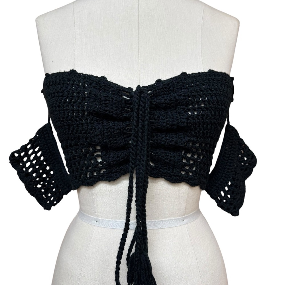 Boohoo Black Crochet Crop Top Womens S Strapless Goth Romantic Boho Fairy Grunge